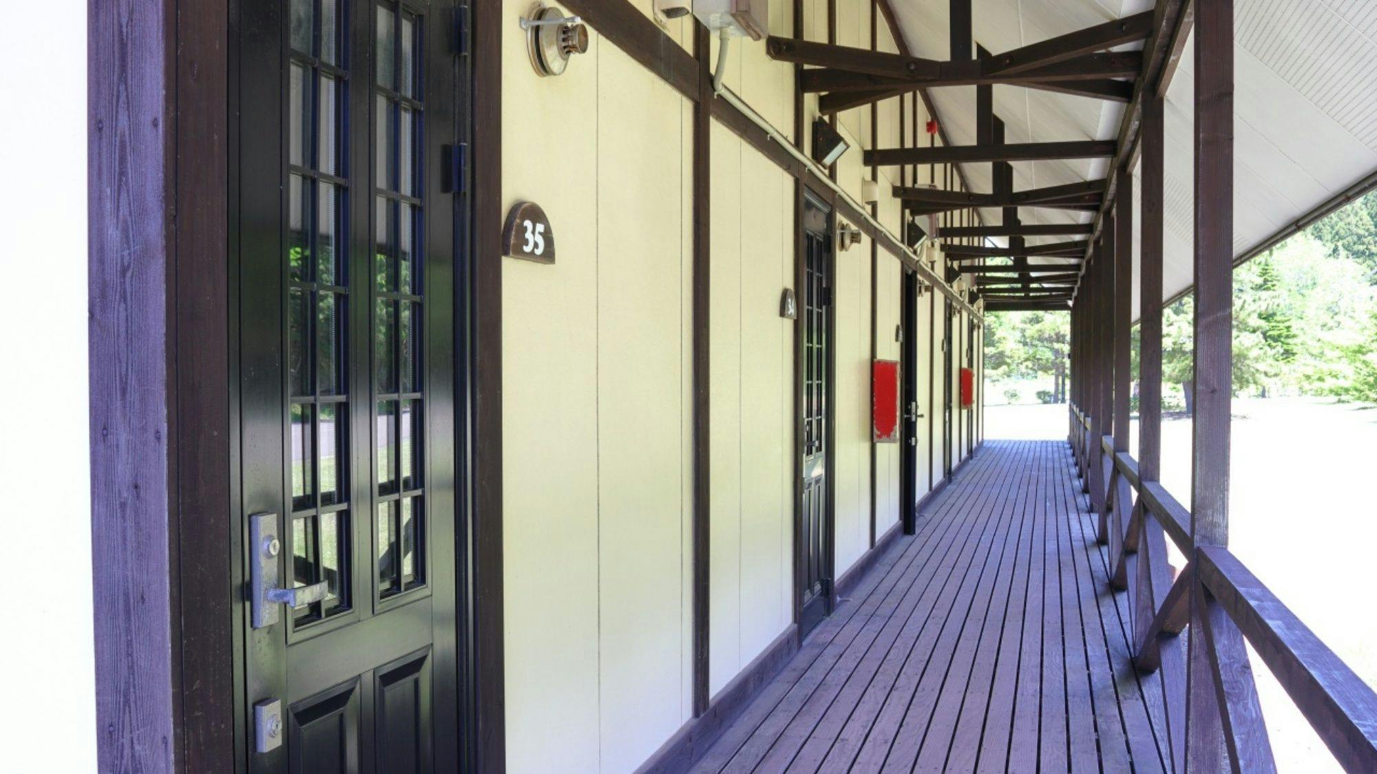 Awone Shirakami Jyuniko