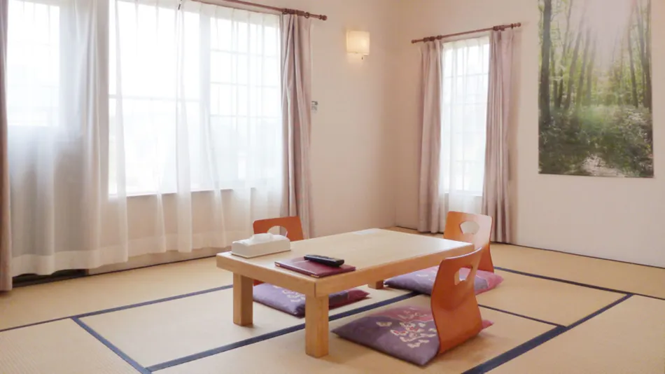 Awone Shirakami Jyuniko