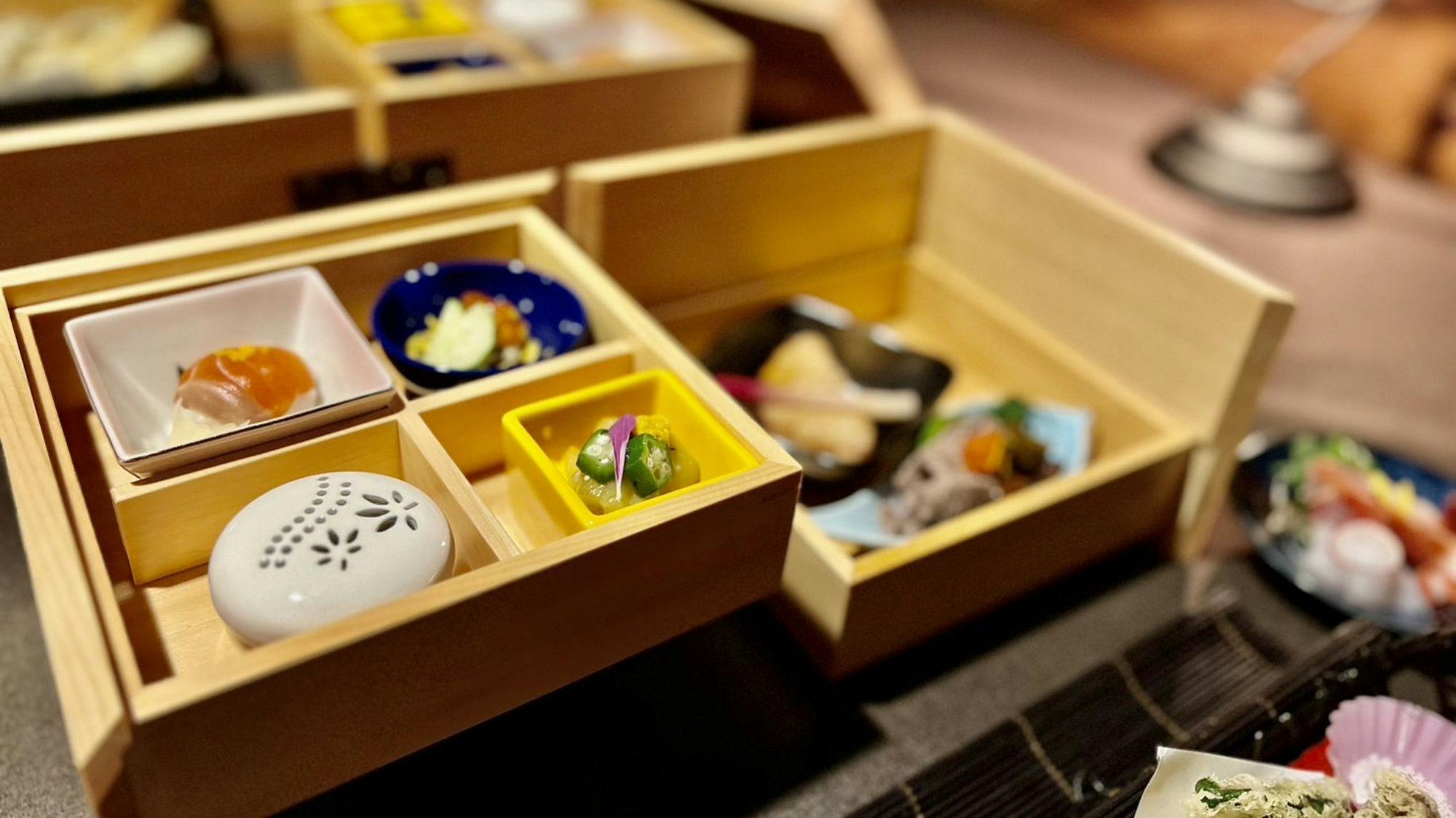 Awone Shirakami Jyuniko