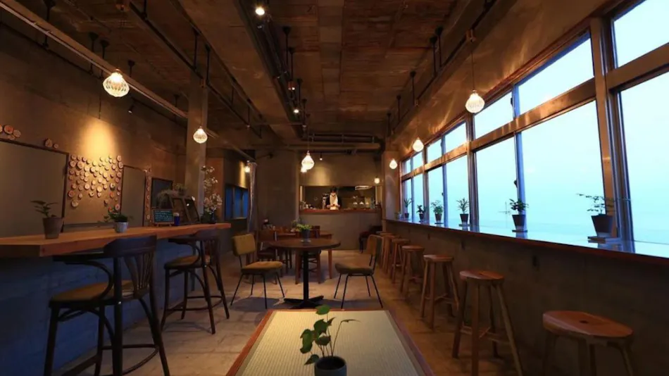 Kiten - Slow & Work Stay -