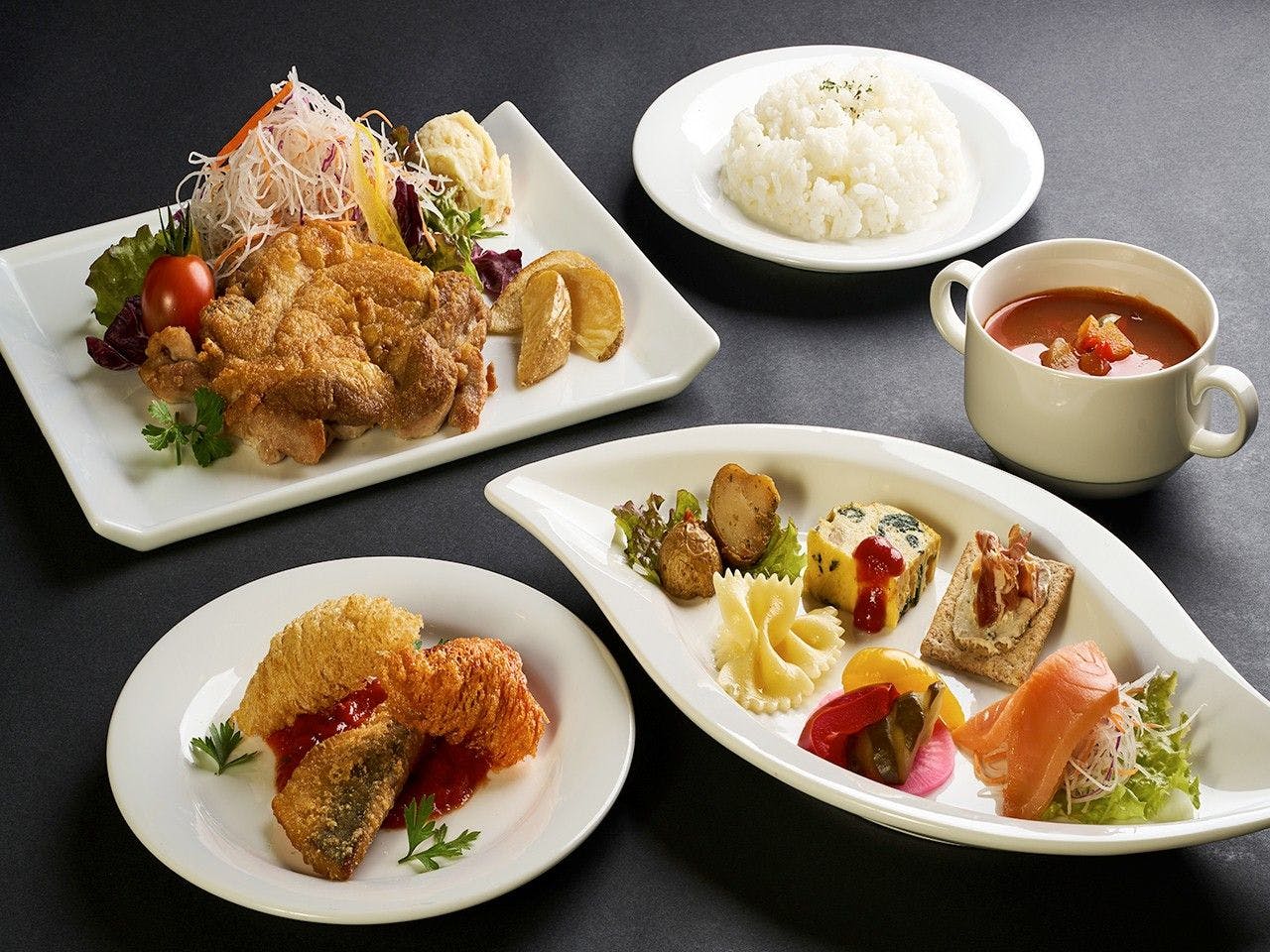 【ตัวอย่างอาหารเย็น】อาหารยุโรปสร้างสรรค์.