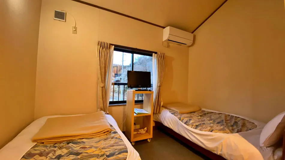 Business Hotel Hiyoshi Amawaka no Ie