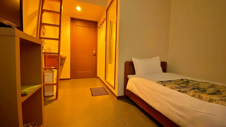 Business Hotel Hiyoshi Amawaka no Ie