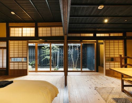 客室「左舷」寝室1階