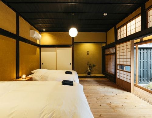 客室「左舷」庭