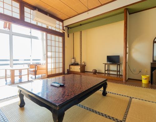 [和室]（客室一例）全室オーシャンビュー