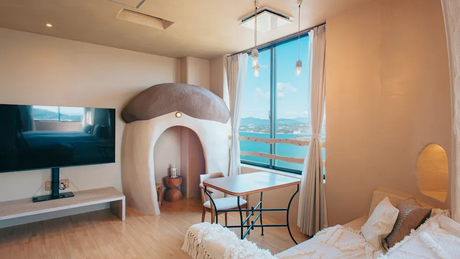 KAREN Hamanako with Dog