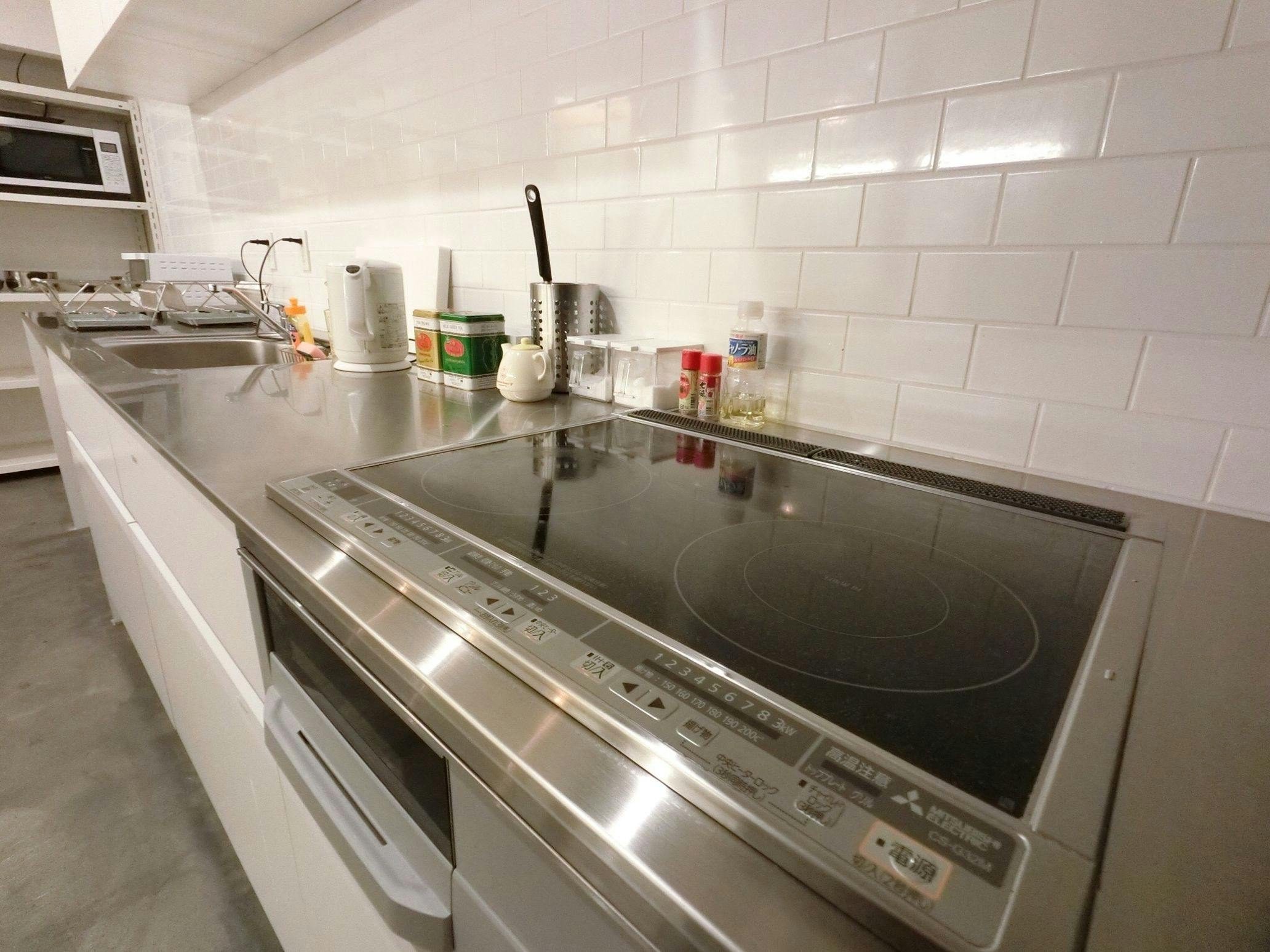 White Hostel Shinsaibashi