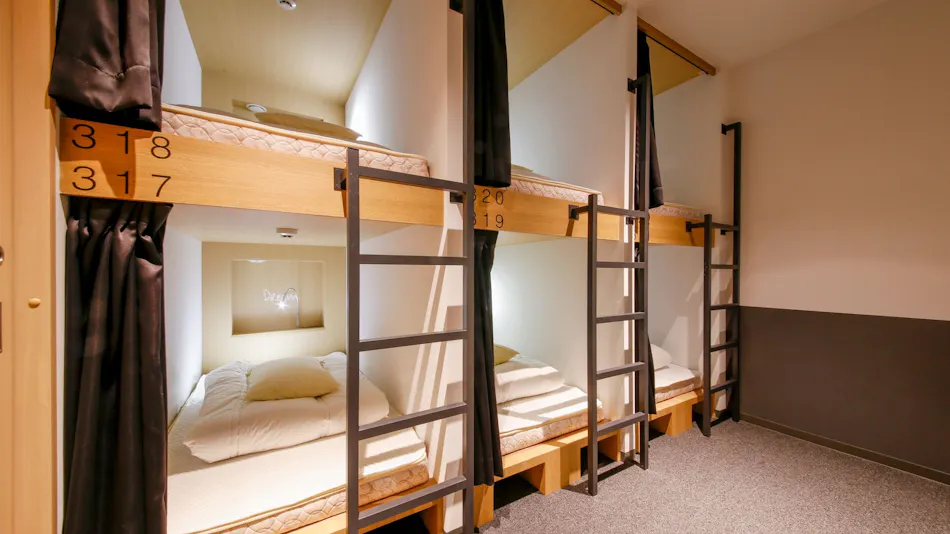 White Hostel Shinsaibashi