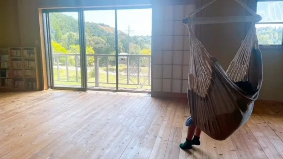 Tree House Conta