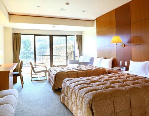 洋室ツインルーム（ソファー付き）