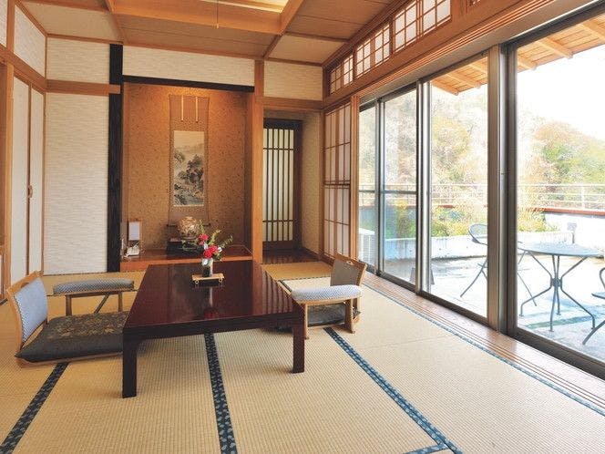 Susobana Gorge Natural Hot Spring Inn Uruoi-kan