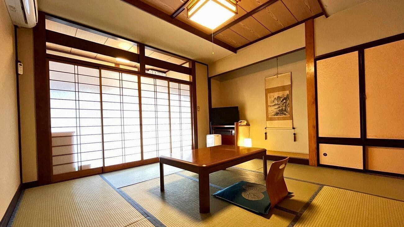 Three Private Hot Spring Baths with Free-Flowing Water - Yuyado Onsen Taiyokan