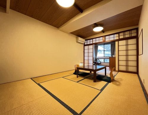 【客室】2階和室　あやめ