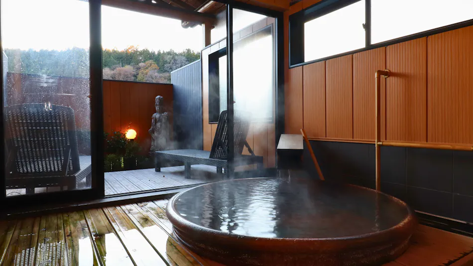 Three Private Hot Spring Baths with Free-Flowing Water - Yuyado Onsen Taiyokan