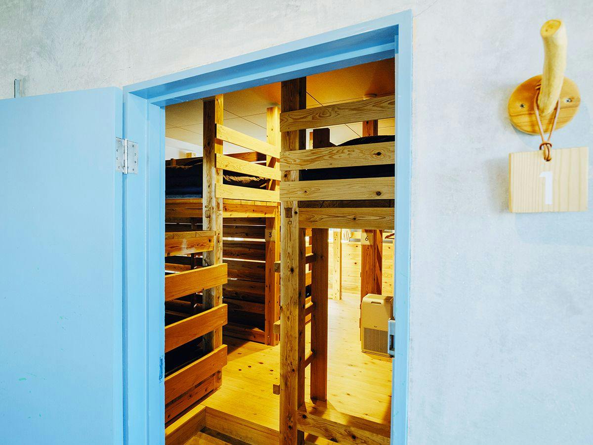 HIKE Hostel / Cafe / Shop