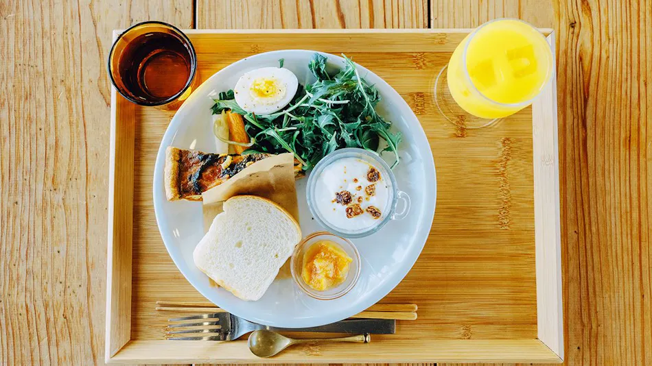 HIKE Hostel / Cafe / Shop