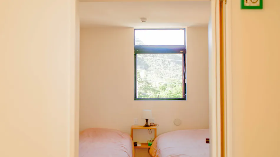 Amamian Style Pension Green Hill