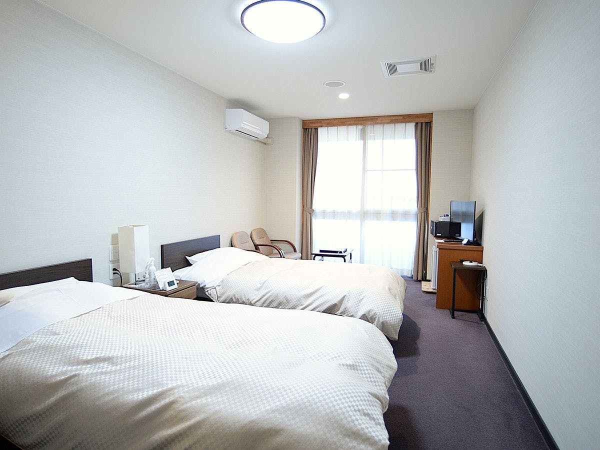 *Kamar Twin Gaya Baru