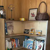 *Interior example / Library corner