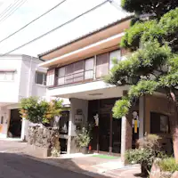 Ini adalah penginapan gaya Jepang tradisional.