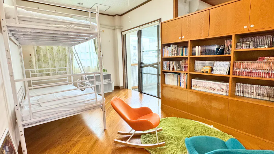 Ishigaki Island Group Inn 2216 (Nijiiro) within Euglena Mall