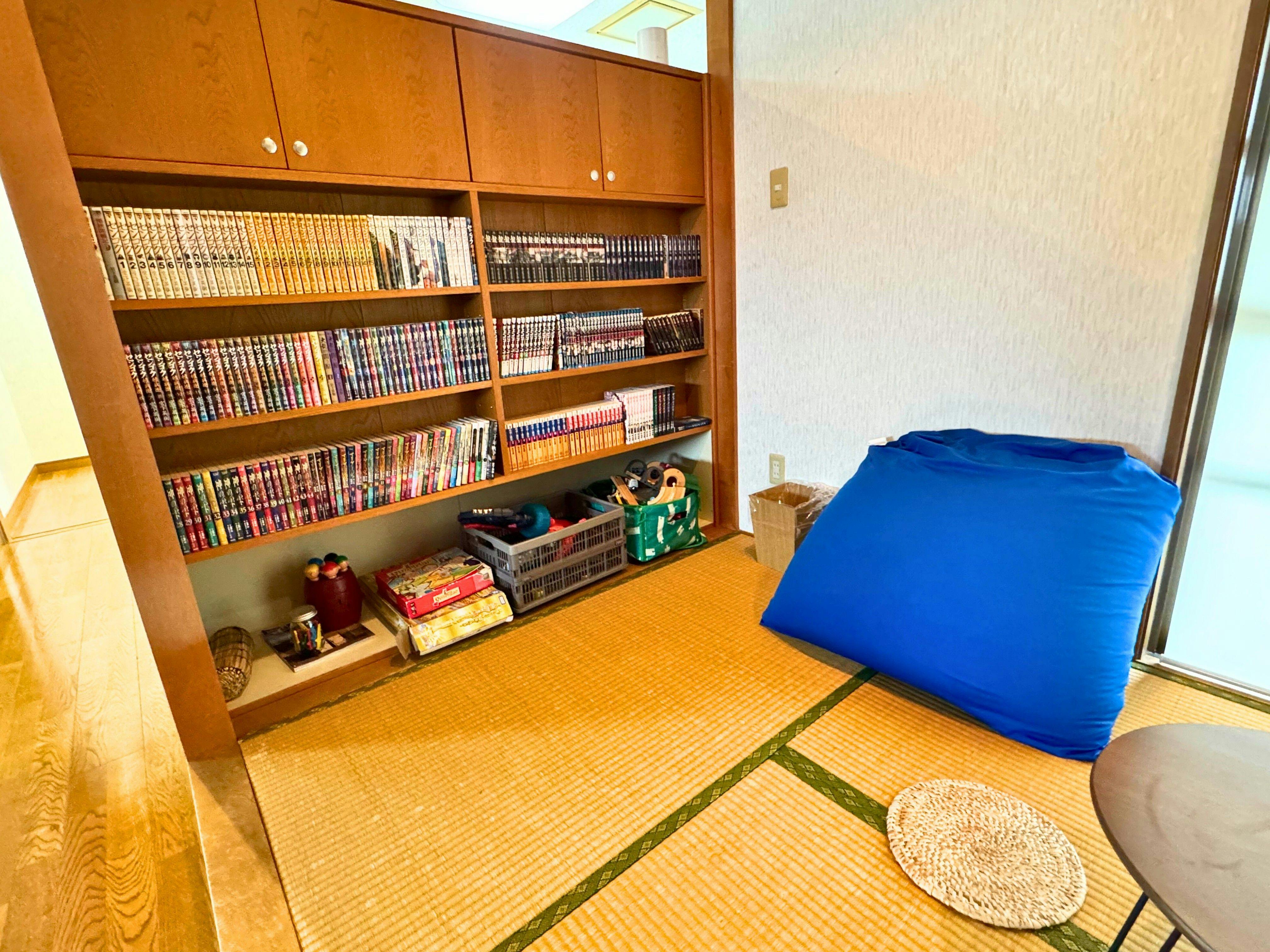 Ishigaki Island Group Inn 2216 (Nijiiro) within Euglena Mall