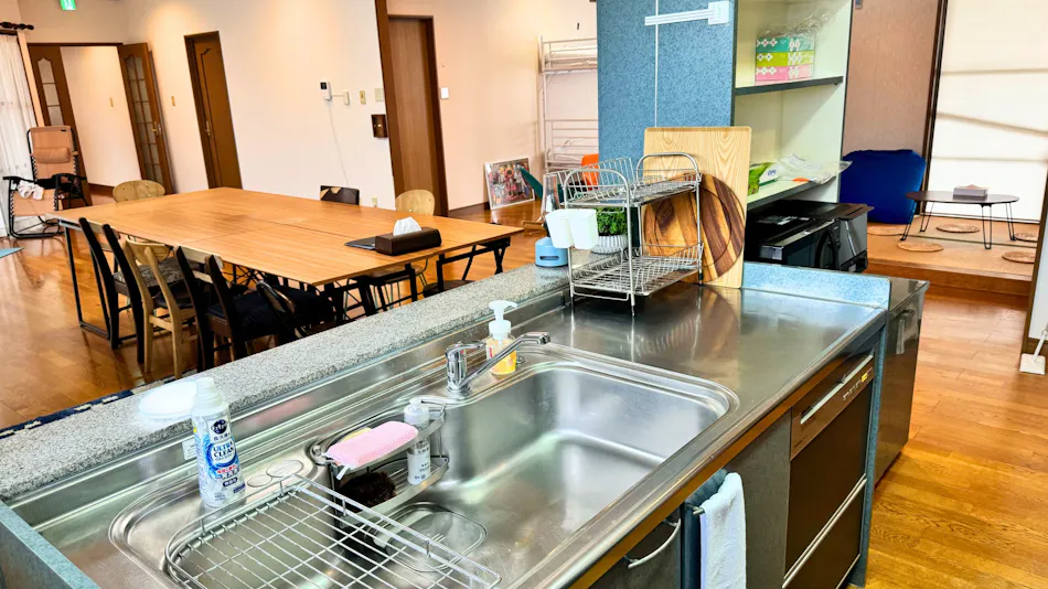 Ishigaki Island Group Inn 2216 (Nijiiro) within Euglena Mall