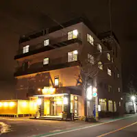 Pemandangan malam Hotel