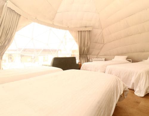 【ドーム】青空を眺めながらのんびりと