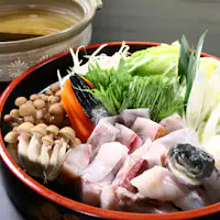 เพลิดเพลินกับรสชาติอันกลมกล่อมของฟุกุและความหวานจากผักในเมนูเท็ตจิริ*
