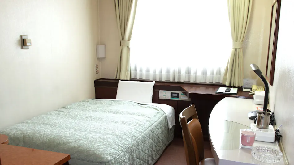 Isahaya Green Hotel