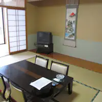【Kolam Air Panas Benitsubaki】Bilik gaya Jepun 10 tatami (dengan beranda luas)