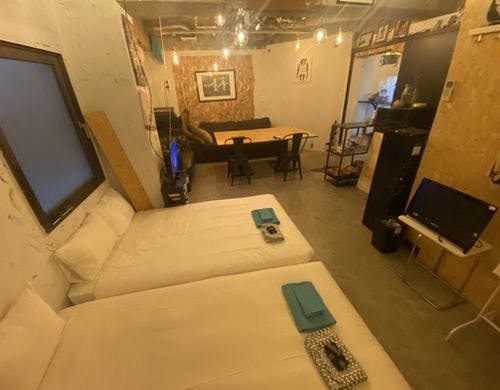 パーティルーム兼ツインセミダブル