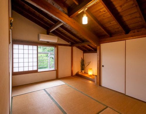 菖蒲沢ログ　寝室