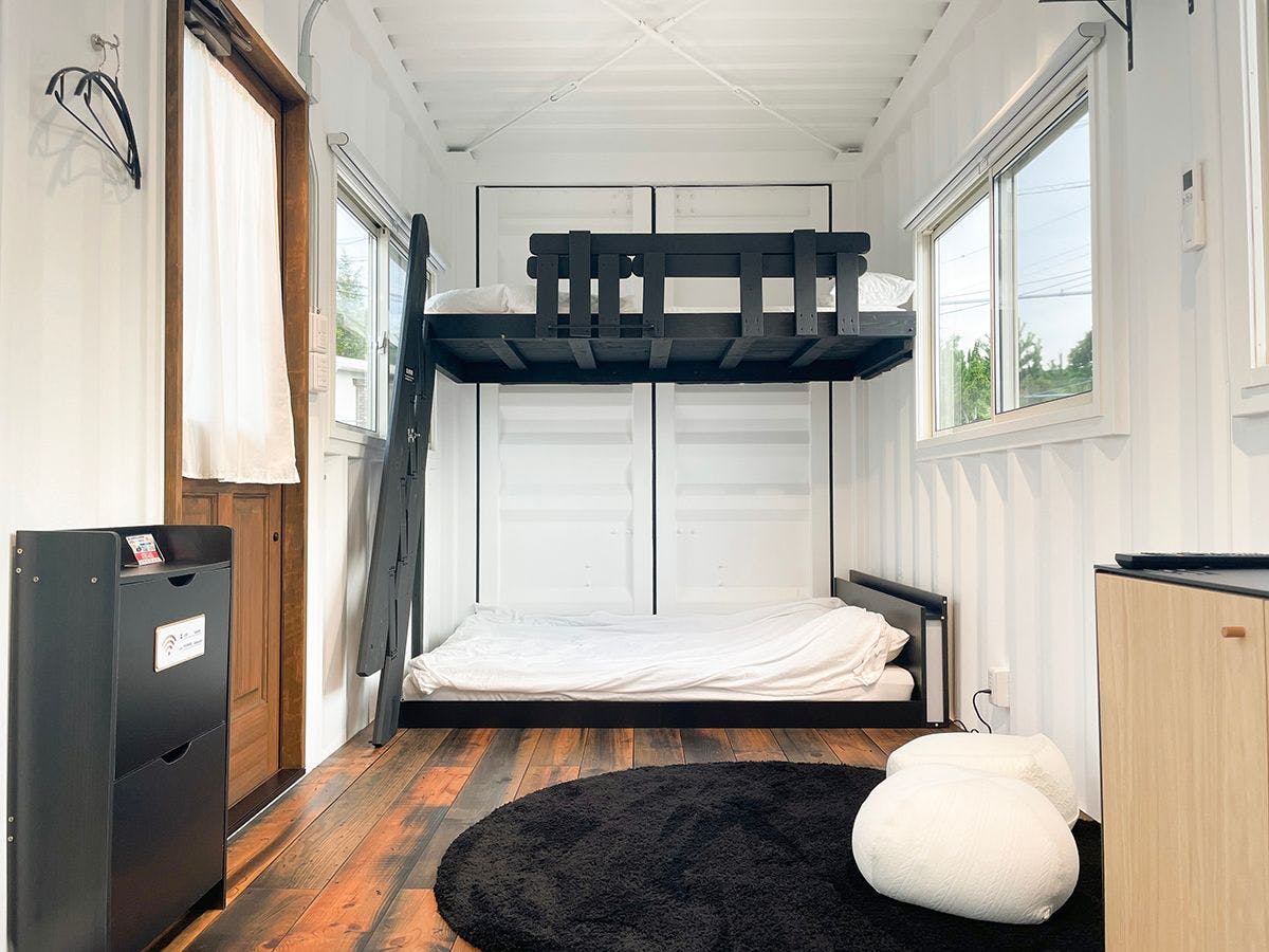 Container Hotel Hakonel