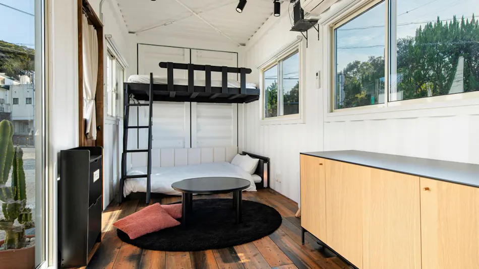 Container Hotel Hakonel