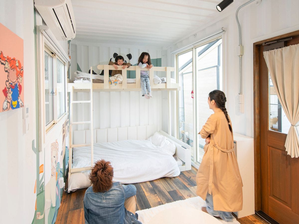 Container Hotel Hakonel