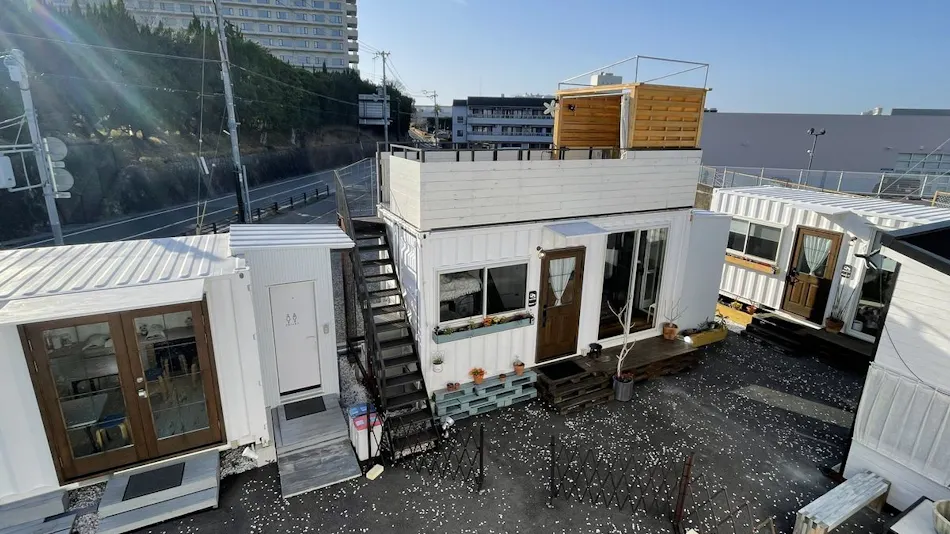 Container Hotel Hakonel