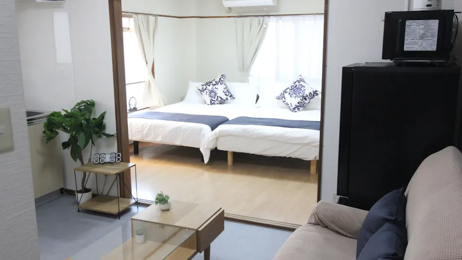 LUANA HOTEL in SINNAKANO