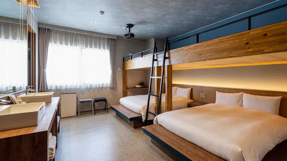 LACER OKINAWA NAHA Miebashi