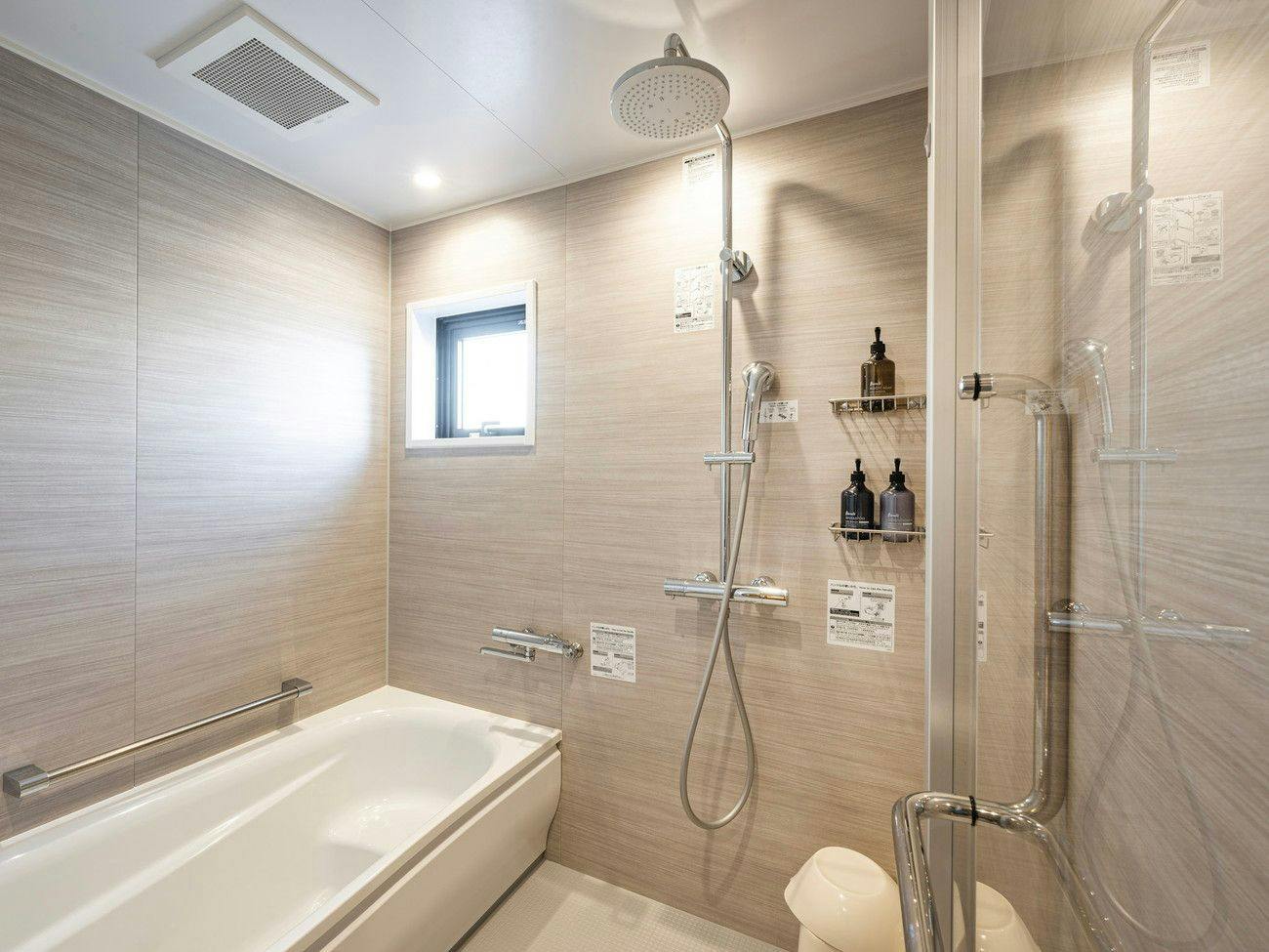 LACER OKINAWA NAHA Miebashi