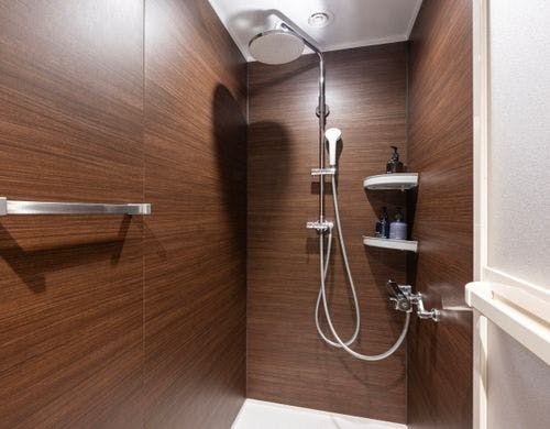 バンクベッドルーム　シャワールーム