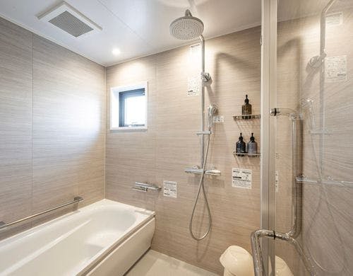 スイートルーム　バスルーム