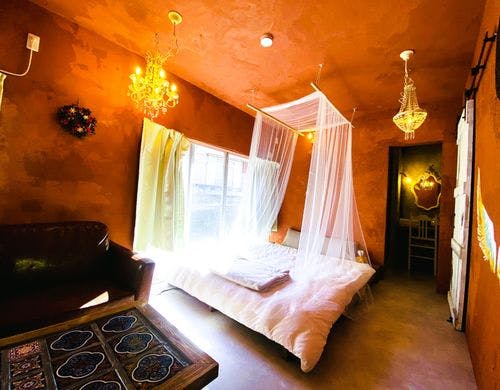 明るく清潔な室内