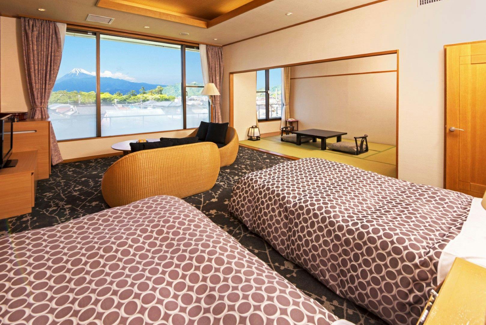 KKR Numazu Hamayu (Kokka Komuin Kyosai Kumiai Rengokai Numazu Hoyojo)