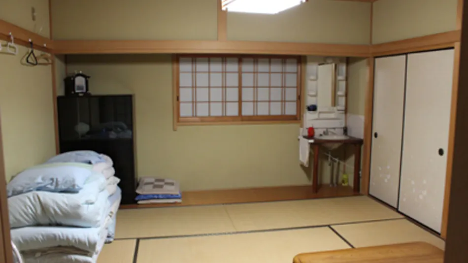 AWAJI TOURIST TROPHY HOUSE