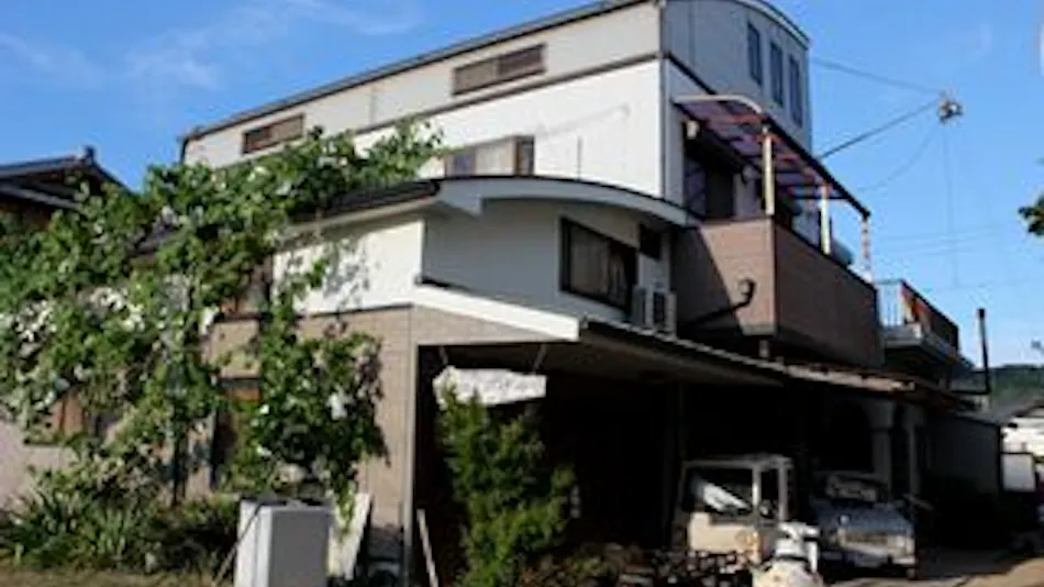 AWAJI TOURIST TROPHY HOUSE