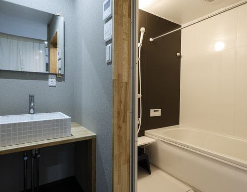 洗面台とユニットバスが独立