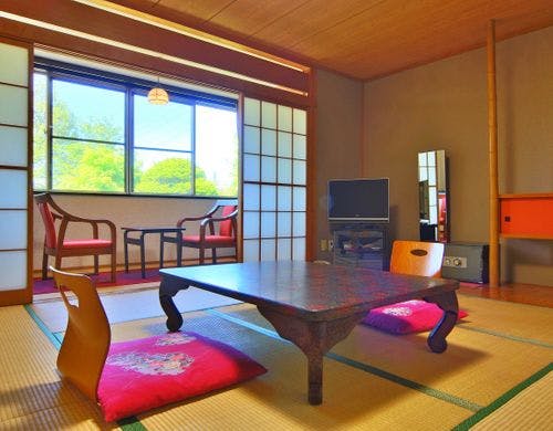 本館　和室８畳